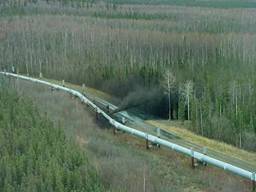 A ruptured pipeline sending crude oil flowing into the Red Deer River system, Alberta, Canada